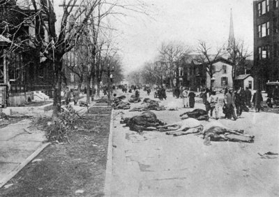 A view taken at Ludlow and Second Streets, Dayton, after the water had receded, showing one phase of the devastation resulting from the flood