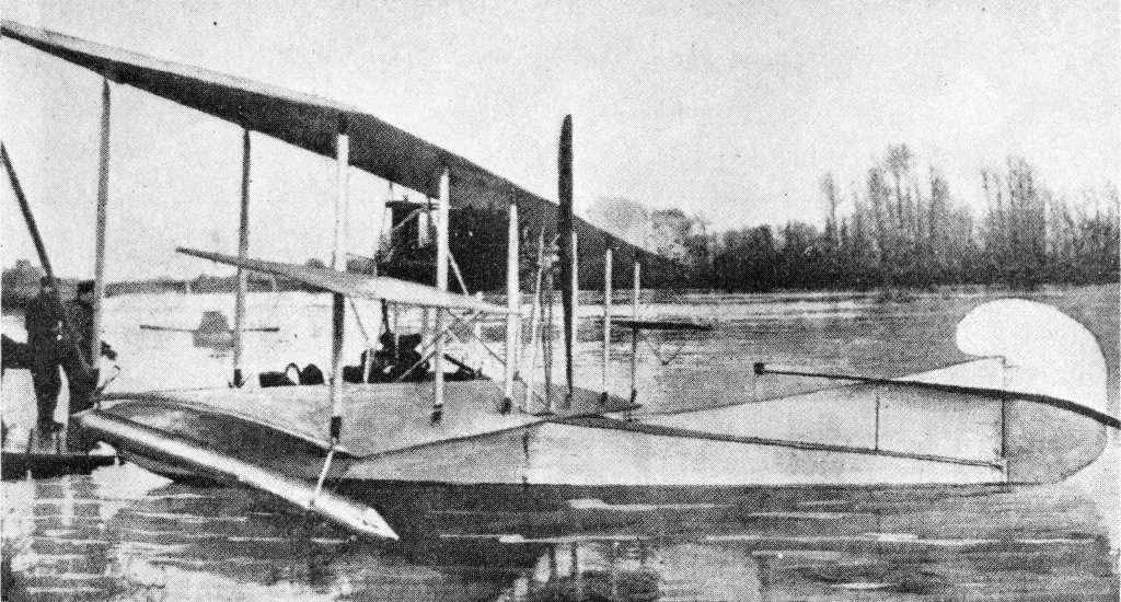 Paulhan-Curtiss. Flying boat.