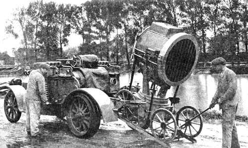 A FRENCH MILITARY SEARCHLIGHT MOTOR